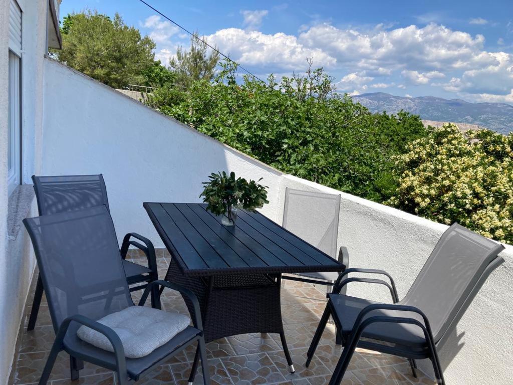 Apartmani Fijan Pag Town Exteriör bild